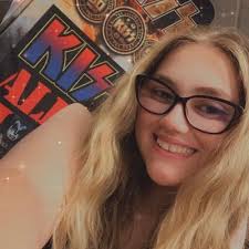 Savannah Evans (@CreateWithSav)