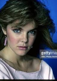 Amanda Beckett's Instagram, Twitter & Facebook