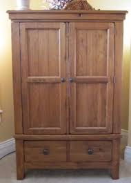 525 Broyhill Attic Heirloom Tv Armoire Heirloom Furniture Armoire Armoire For Sale