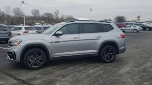 The 2021 atlas' focus on sense and sensibility also shines through in the way it drives. 2021 Vw Atlas 3 6 Se W Technology R Line 4motion Youtube