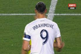 Welcome to the official fan club facebook page of zlatan ibrahimović. Zlatan Imbrahimovic Takes Pitch With Misspelled Jersey