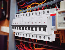 Connects components and passes current easily from one part of a circuit to another. Replacing Control Circuit Fuses With Circuit Breakers C3controls