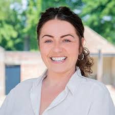 Exceptional experience across real estate, banking and corporate finance ::  South Street Capital