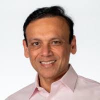 Stephany Baker's Instagram, Twitter & Facebook