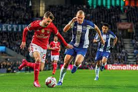 Tribuna Expresso Os Piores Fc Porto E Benfica Dos Ultimos Anos Marcam Menos Rematam Mal Falham Passes E Sao Mais Permissivos