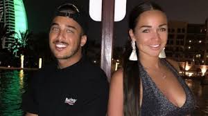Bien sûr, il faut avoir le coup de coeur ! La Bataille Des Couples 2 Fanny Et Nani Se Sont Separees Voici
