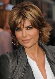 Medium Length Layered Hairstyles For Women Over 40 Sophisticated Allure Page 17 Short Shaggy Haircuts Medium Hair Styles Shaggy Haircuts