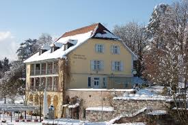 Unser haus am park liegt direkt am schönen stadtpark von rheinfelden genießen sie die schönen tage bei einem spaziergang im garten oder durch den angrenzenden park. Haus Salmegg Wikipedia