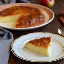 Gateau De Semoule Aux Pommes Caramelisees Fait Maison Recette Gateau De Semoule Recette Gateau Semoule Recette