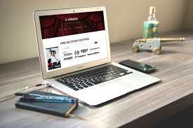 vidsplay 高畫質免費影片素材圖庫 720p 1080p 影音下載cc0 授權 branding mockups online design clothing mockup