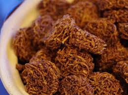 Namun di daerah sunda ada tape yang terbuat dari ketan. 5 Kue Khas Bali Unik Enak Dan Menggoda Wisata Kuliner Indonesia