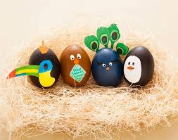Completely free and completely online. Another Eggstremely Easy Way To Decorate Easter Eggs Brit Co