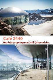 Café 3440 ligt bij het bergstation van de wildspitzbahn, een snelle en comfortabele lift. Cafe 3440 Das Hochstgelegene Hundefreundliche Cafe Osterreichs Tirol Tierischer Urlaub Com Tirol Osterreich Urlaub Ausflug