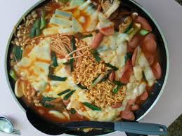 27.05.2016 · my korean cucumber salad or oi muchim recipe is more like a salad than the common, heavier seasoned, more spicy, and garlicky oi muchim that you see on most online recipes. Budae Jjigae ë¶€ëŒ€ì°Œê°œ Korean Army Stew 9gag