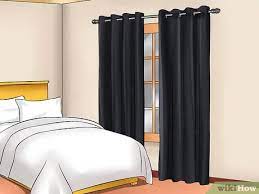 If your bedroom is somewhere between traditional styles and elegant modernity, opt for fine fabrics and discreet curtain designs. 4 Ways To Choose Curtains Wikihow