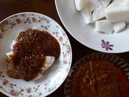 Ia juga hebat dihidang dengan nasi impit, lemang dan lodeh, menjadikannya hidangan yang semestinya ada di hampir setiap rumah terbuka hari raya yang menyidangi. Resepi Kuah Kacang Mudah Inani Hazwani