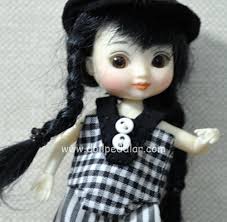 Charles' Creature Cabinet Charlotte Cherry Blossom 5.5″ Full Set