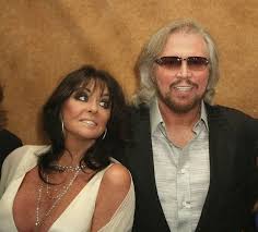 A Timeline Of Barry Gibb And Linda Gray'S Beautiful 53-Year Relationship -  Smooth