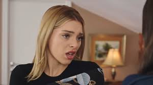 I am suspicious Behnam Azadi , Farah and mercan are all Akbar kids ☹️😖