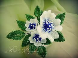 This link is to an external site that may or may not meet accessibility guidelines. Istinnym Cenitelyam Izdelij Iz Bisera Posvyashaetsya Dedicated To True Lovers Of Beadwork Vstupajte V Nashu Gruppu Ht Beaded Flowers Bead Work Flower Patterns