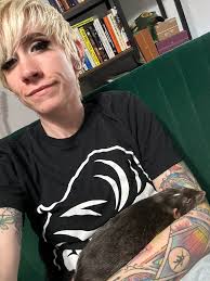 Ratties are high maintenance pets. They're worth it but they are high  maintenance. I do rat laundry twice a week, change their substrate several  times a week. Spot clean. Play time. Food