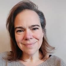 Hiya sorry if this had been asked. In the water tank do you use the water  filter? Trying to find a replacement is not easy. Thanks 😊