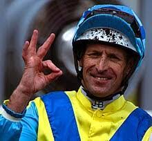 Hugh Bowman's Instagram, Twitter & Facebook