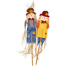 This fall scarecrow wreath tutorial is perfect for the beginner diy'er or the advanced crafter. Tuin En Terras New Outdoor Fall Decorative Girl Boy Scarecrow On Bamboo Pole 80 In Set Of 2 Luxclusif Com