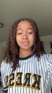 Aliyah Wallace's Instagram, Twitter & Facebook