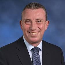 We said a fond farewell last week to this Legend… the one and only, Chris  Gullick! He very sneakily retired from SJP after 23 years in the business.  I could never thank