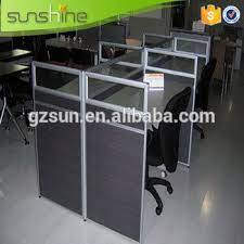 Sri interior adalah perusahaan yang membuat dan menjual kebutuhan furniture kantor mulai meja kerja kantor, partisi kantor sampai lemari atau rak kantor. Wp23 Kontemporer Kantor Aluminium Cubicle Workstation Furniture Desain Meja Kantor Eksekutif Meja Dengan Partisi Dinding Kaca Buy Perabot Kantor Desain Meja Partisi Kantor Kaca Dinding Meja Kantor Eksekutif Product On Alibaba Com