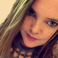 Clarissa Rowley's Instagram, Twitter & Facebook