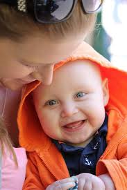 The Breastfeeding Diaries: Holly from Belle to Businesswoman · The Girl in  the Red Shoes