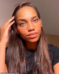 Woman who hid big forehead underneath a fringe has spent almost $7,000