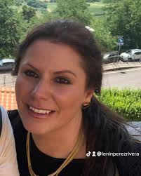 Hoy celebro a la mujer más maravillosa del mundo, mi hermosa Tete. Desde lo  más profundo de mi corazón, quiero que sepas cuánto te amo y admiro. ¡Eres  mi compañera, mi amiga