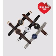 O Nunla Gecen Her Anin Degerini Hatirlatmak Isteyenler Icin Pierre Cardin Saatler Ozel Bir Hediye Olmaya Aday Haya In 2020 Watches For Men Pierre Cardin Accessories