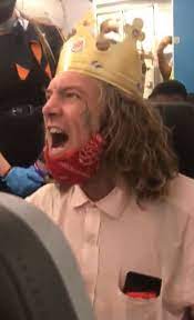 Man In Burger King Crown Sparks Mass Brawl On Plane After Repeatedly Calling Fellow Passengers N Word