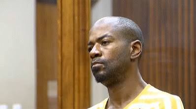 Longwe Twala, son of music legend Chicco Twala, returns to court. His theft case was postponed to verify his personal details. , Longwe was re-arrested on Nov 26 after missing his Oct 25 court ...