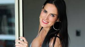 Adriana barrientos ataca a pamela díaz mientras la fiera ya estaría negociando con otro canal. Adriana Barrientos Se La Jugo Con Fotografia Sin Filtro Ni Photoshop Este Fue El Resultado