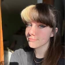 Michelle Caselman's Instagram, Twitter & Facebook