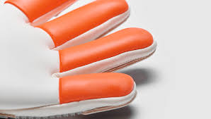 Adidas predator gl pro mn fr8371 is available in sizes 7 through 11 at keeperstop. Adidas Predator Zones Pro Manuel Neuer Soccerbible