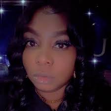 lesbian.threads Where my BBW lovers at 💯🥰