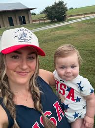 Lauren Hatton (@laurenahatton) • Instagram photos and videos