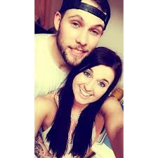 Cade Sweeney's Instagram, Twitter & Facebook