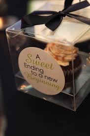 10 Edible Wedding Favors Everyone Will Love Cupcake Wedding Favors Wedding Gift Favors Personalized Wedding Favors