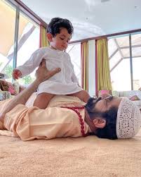 *اللهم صل علي سيدنا محمد وعلي ال سيدنا محمد و علي صحابة سيدنا محمد وسلم تسليما كثيرا. ØµØ­ÙŠÙØ© Ø§Ù„Ø£ÙŠØ§Ù… Ø§Ù„Ø¨Ø­Ø±ÙŠÙ†ÙŠØ© ÙˆÙ„ÙŠ Ø¹Ù‡Ø¯ Ø¯Ø¨ÙŠ ÙŠÙ†Ø´Ø± ØµÙˆØ± Ù„Ø³Ù…Ùˆ Ø§Ù„Ø´ÙŠØ® Ù…Ø­Ù…Ø¯ Ø¨Ù† Ø±Ø§Ø´Ø¯ Ù…Ø¹ Ø­Ù…Ø¯Ø§Ù† Ø¨Ù† Ù†Ø§ØµØ± Ø¨Ù† Ø­Ù…Ø¯ Ø§Ù„Ø£ÙŠØ§Ù… Ø£Ø®Ø¨Ø§Ø±
