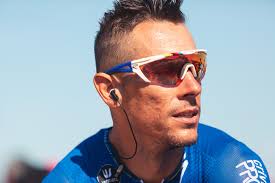 Cyklista chce od agresorů 11 milionů,