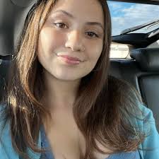 Free clothes available in Dickinson