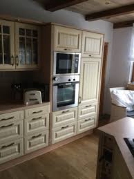 Das wichtigste ist das material der küche. Kuche Lackieren