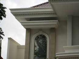 Tapi, kenapa tidak mencoba hal baru, mencoba warna baru yang jarang dipakai. Model Lisplang Teras Rumah Dengan